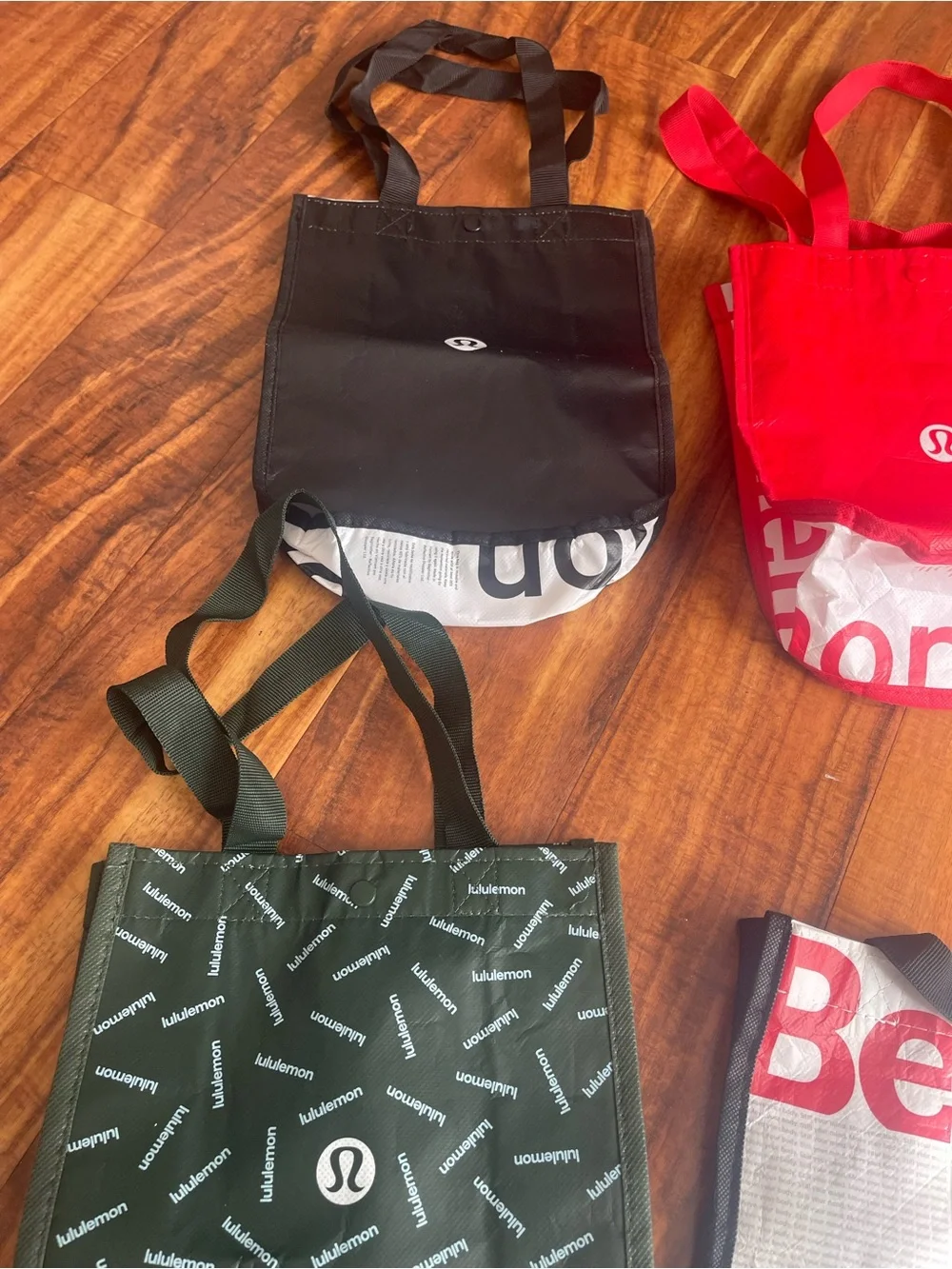 lululemon athletica' Reusable Small Tote Collection